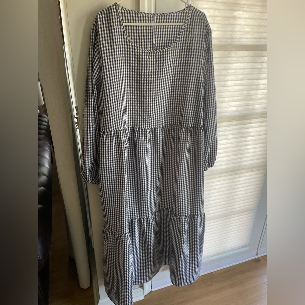 SHEIN Curve Gingham Midi 4x(20/22w)
